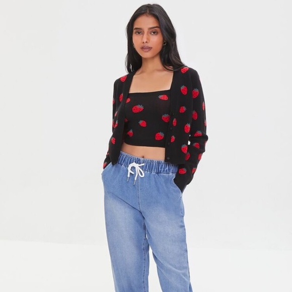 Forever 21 - Strawberry Cardigan Sweater & Crop Top Set Size 1X - Picture 3 of 5